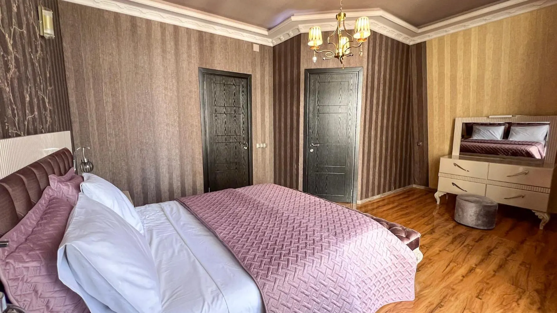 Three-Room Apartment In The Center Of Batumi, 100 Meters From The Sea, Porta Tower