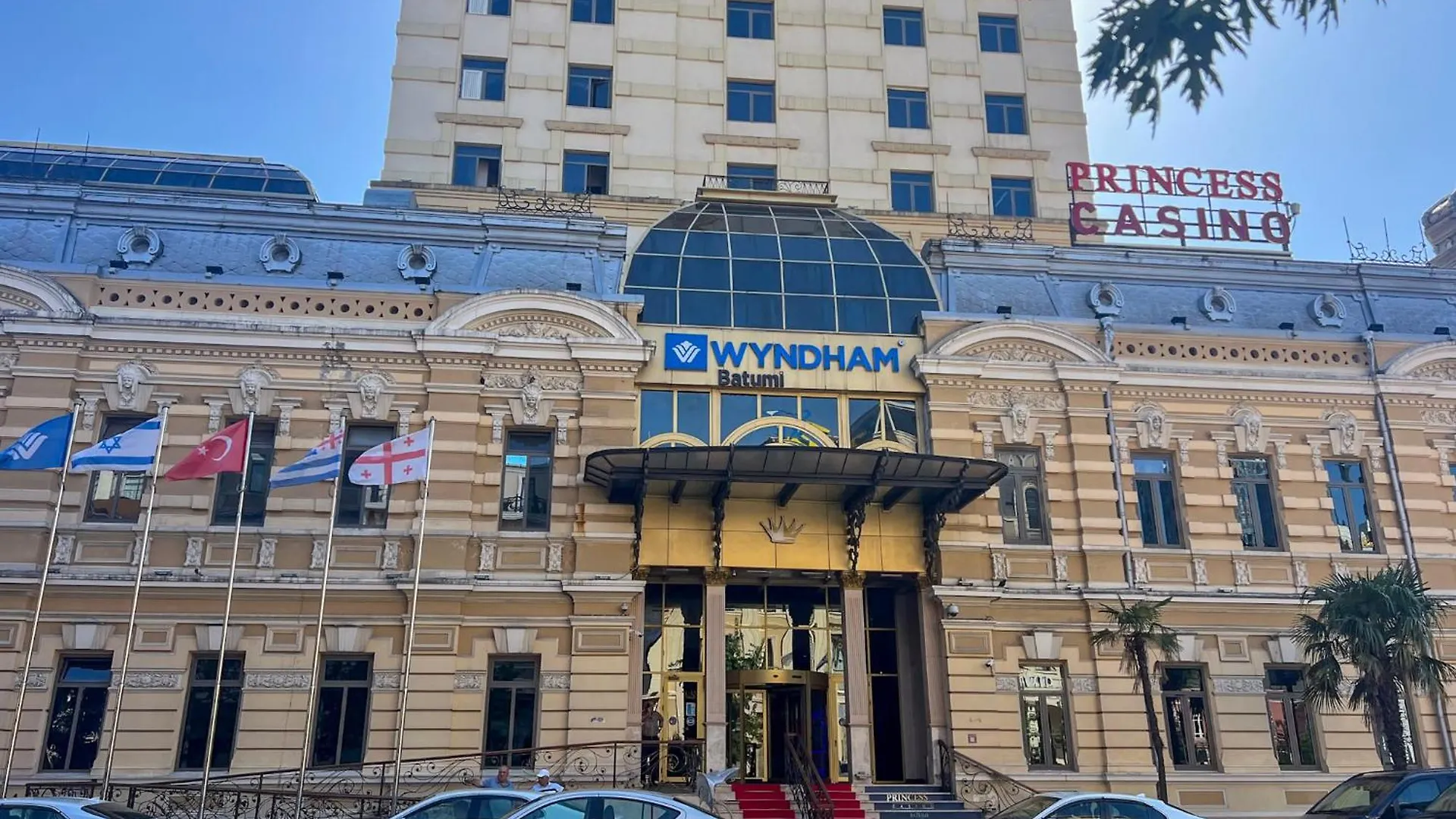 Three-Room Apartment In The Center Of Batumi, 100 Meters From The Sea, Porta Tower