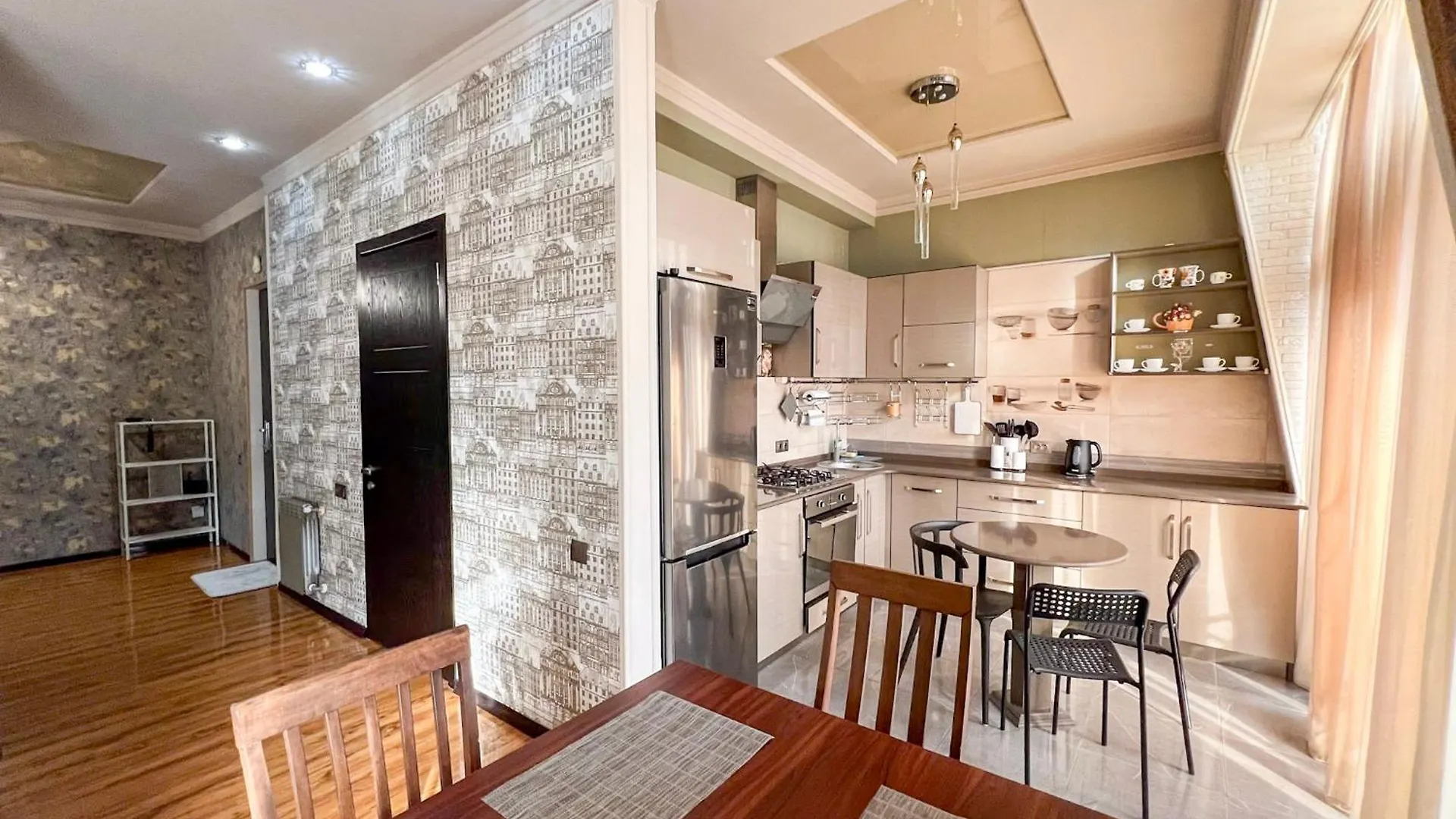 Three-Room Apartment In The Center Of Batumi, 100 Meters From The Sea, Porta Tower