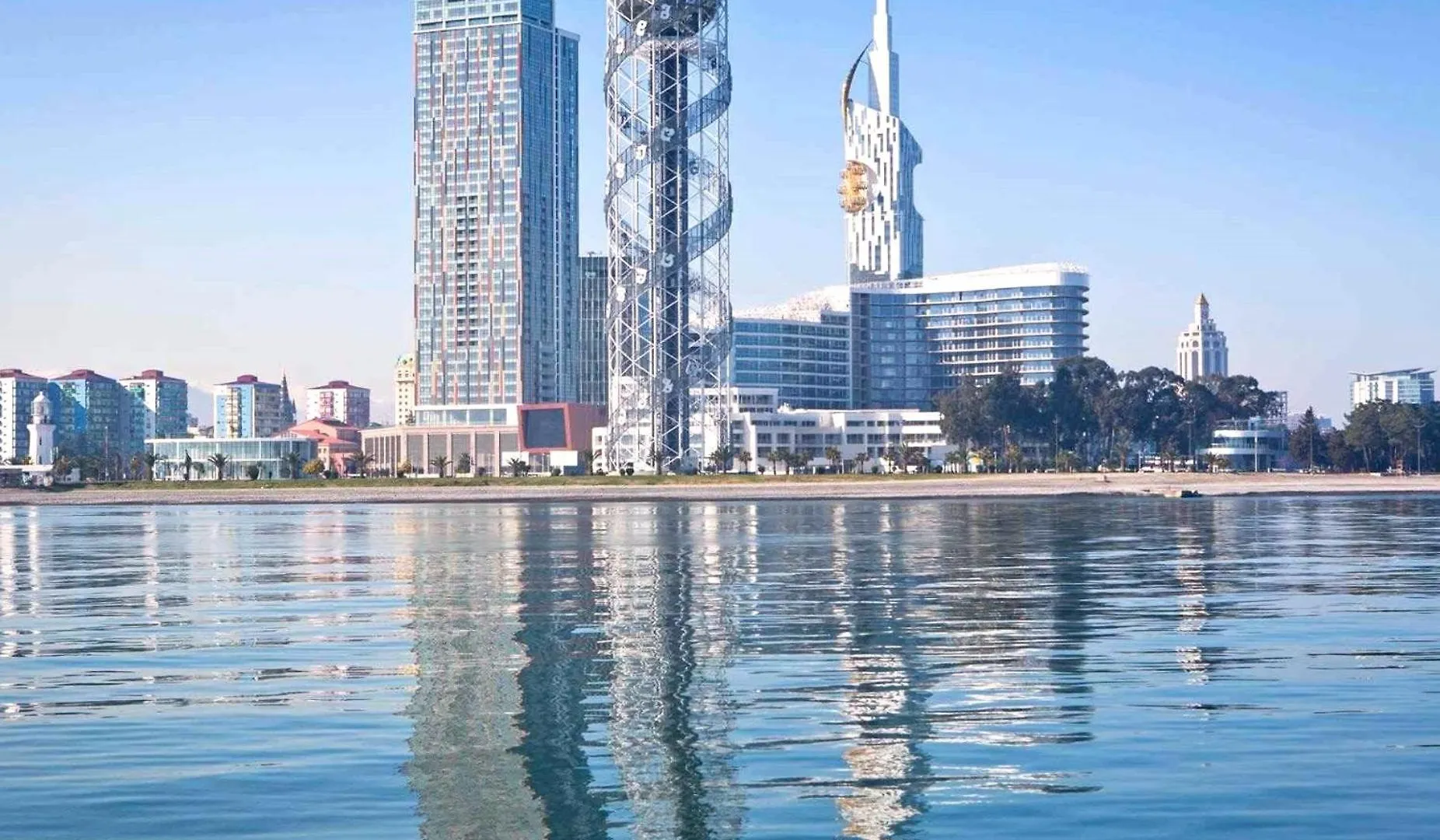 Three-Room Apartment In The Center Of Batumi, 100 Meters From The Sea, Porta Tower Georgia